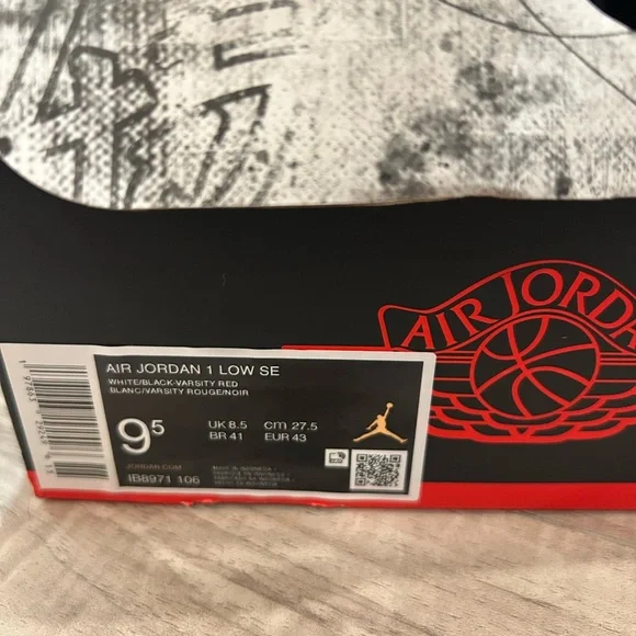 Nike Air Jordan Black Men's Sneakers - Picture 3 of 4